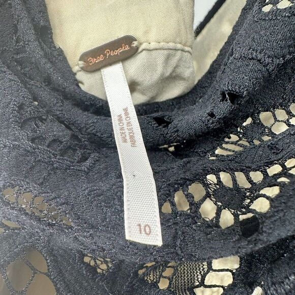 Free People Dress Size 10 Black Lace One Million Lovers Mini V Neck Sleeveless - Picture 8 of 9